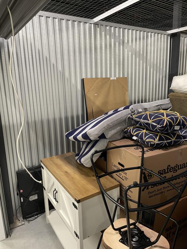 Storage Unit Auction in Seffner, FL at Safeguard Self Storage Seffner